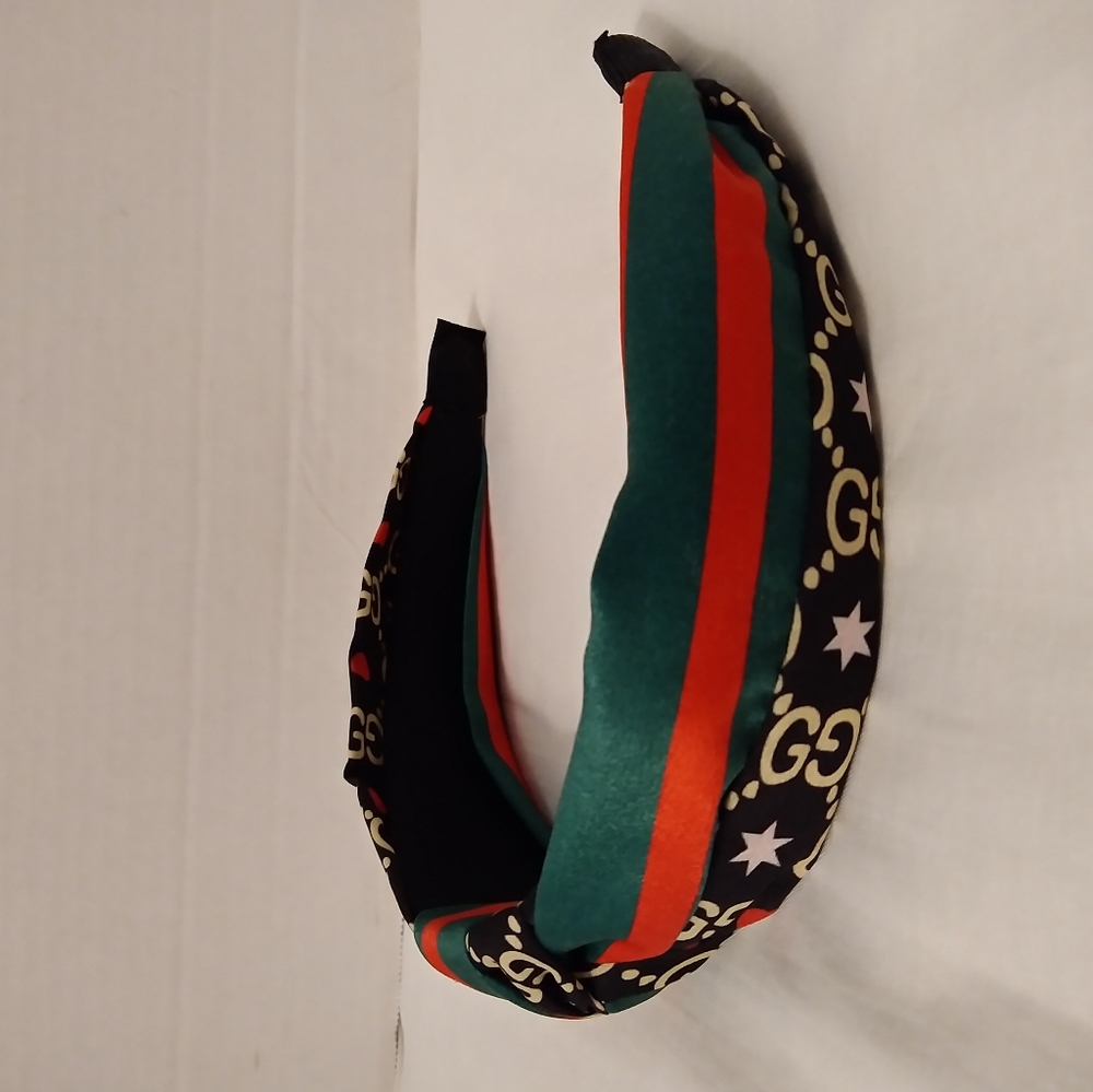 Stylish Green and Red Pattern Headband - Picture 2 of 4